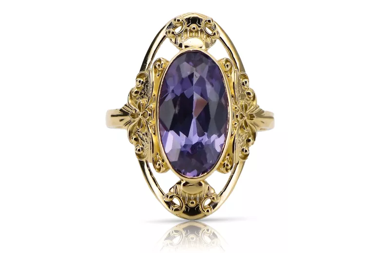 14K Yellow gold Alexandrite Ring Vintage style vrc014y